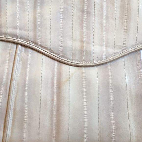 Original owner vintage 1980s white eel skin purse - Picture 2 of 8